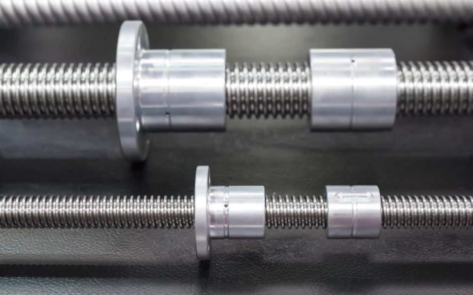 TR 16x4mm Sağ Trapez Vidalı Mil